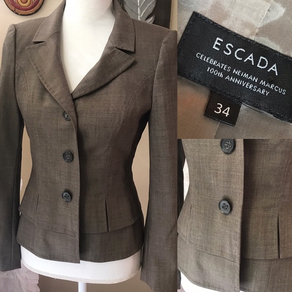 escada suit